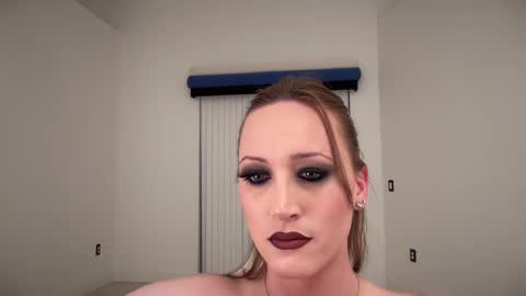 SexQueen Nikki online show from September 15, 2:22 am
