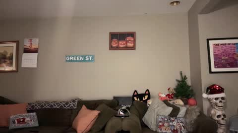 SexQueen Nikki online show from November 10, 5:17 am