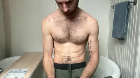 Snapshot of gregeats878 chatting on March 8, 5:39 pm gregeats878 online show from March 8, 5:39 pm