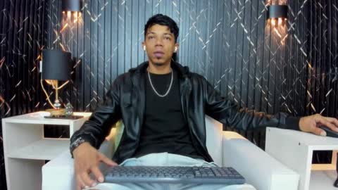 GregorySforza online show from November 7, 12:05 pm