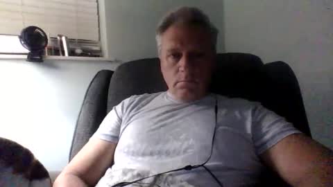Snapshot of gregthickdix chatting on January 3, 2:32 am mmm hmmm online show from January 3, 2:32 am