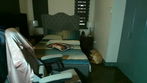 greta_v online show from October 5, 2:21 am