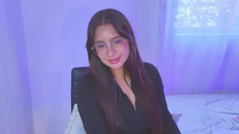 Snapshot of gretta_lane chatting on March 13, 8:15 pm Jenny online show from March 13, 8:15 pm