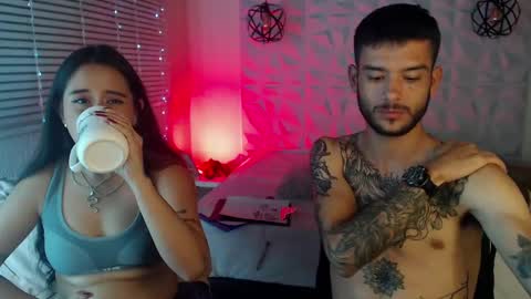 Snapshot of gretta_n_dannie chatting on December 4, 8:45 am Gretta n dannie online show from December 4, 8:45 am