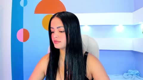 Snapshot of greys_gtan chatting on February 15, 3:42 am Greys Gaitan online show from February 15, 3:42 am