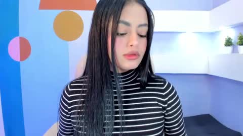 Snapshot of greys_gtan chatting on February 18, 3:42 am Greys Gaitan online show from February 18, 3:42 am