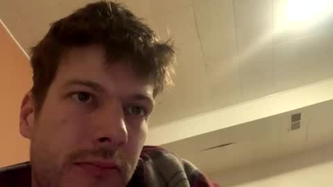 Snapshot of greyvan96 chatting on April 8, 1:38 am Perfectlyaveragesavage online show from April 8, 1:38 am