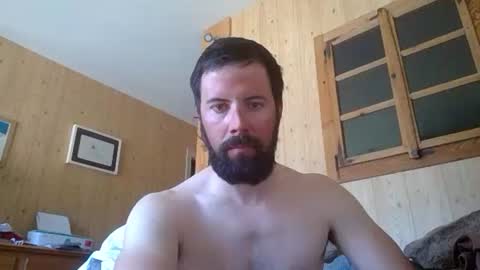 grimpeurdu74 online show from April 7, 11:43 am