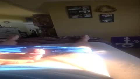 Snapshot of grizzely1975 chatting on June 12, 12:04 pm grizzely1975 online show from June 12, 12:04 pm