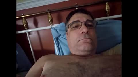 grossequeue200 online show from April 23, 1:02 pm