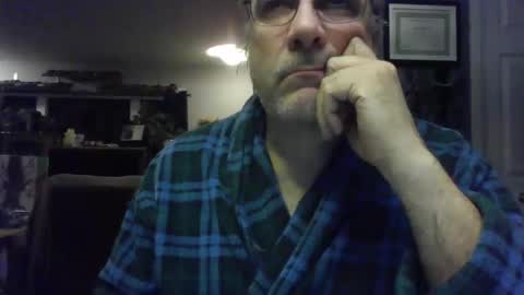 grossequeue200 online show from April 26, 12:41 am