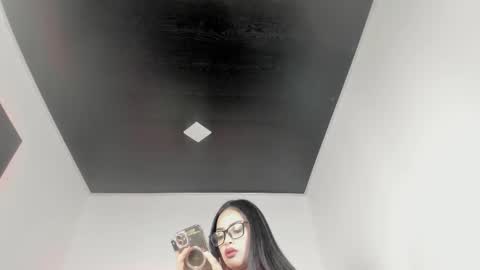 grupojade online show from December 4, 7:06 am