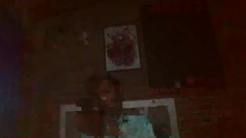 Snapshot of guapoj chatting on March 8, 3:32 am guapoj online show from March 8, 3:32 am