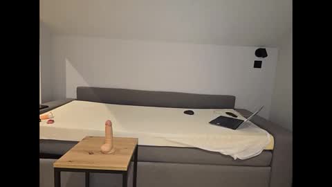 Snapshot of gubighot chatting on January 7, 6:32 pm GuBigHot online show from January 7, 6:32 pm