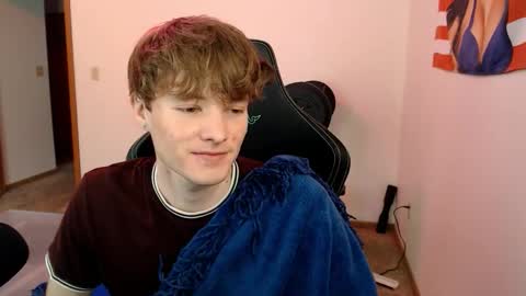 Snapshot of gucciboi4 chatting on November 20, 5:01 pm gucciboi4 online show from November 20, 5:01 pm