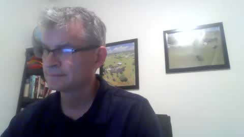 Snapshot of gud_times chatting on February 4, 8:06 pm gud_times online show from February 4, 8:06 pm