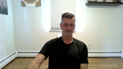 Snapshot of gudguy2025 chatting on November 6, 3:57 pm gudguy2025 online show from November 6, 3:57 pm