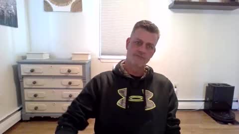 Snapshot of gudguy2025 chatting on February 2, 6:28 pm gudguy2025 online show from February 2, 6:28 pm
