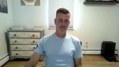 Snapshot of gudguy2025 chatting on May 6, 12:32 pm gudguy2025 online show from May 6, 12:32 pm