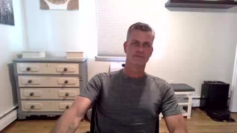 Snapshot of gudguy2025 chatting on May 18, 4:13 pm gudguy2025 online show from May 18, 4:13 pm