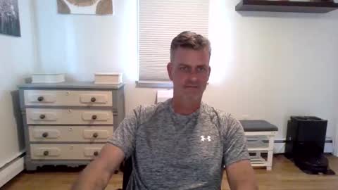 Snapshot of gudguy2025 chatting on May 20, 5:19 pm gudguy2025 online show from May 20, 5:19 pm