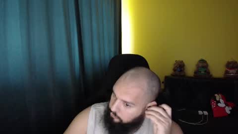 Snapshot of guessswho24 chatting on February 11, 2:00 pm Ayan online show from February 11, 2:00 pm