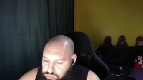 Snapshot of guessswho24 chatting on February 17, 1:02 am Ayan online show from February 17, 1:02 am