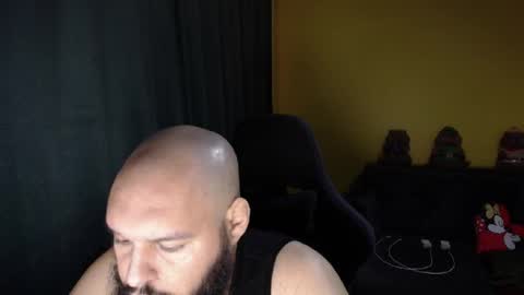 Snapshot of guessswho24 chatting on February 20, 1:24 am Ayan online show from February 20, 1:24 am