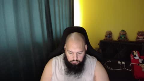 Snapshot of guessswho24 chatting on March 12, 8:53 am Ayan online show from March 12, 8:53 am