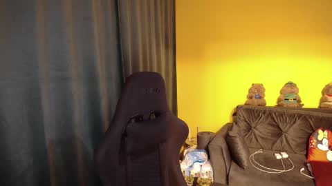 Snapshot of guessswho24 chatting on March 20, 9:41 pm Ayan online show from March 20, 9:41 pm