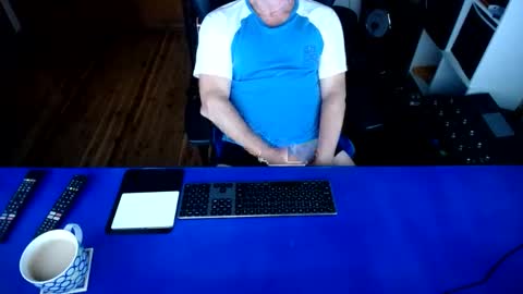 guesswhatigot2 online show from February 13, 11:17 am