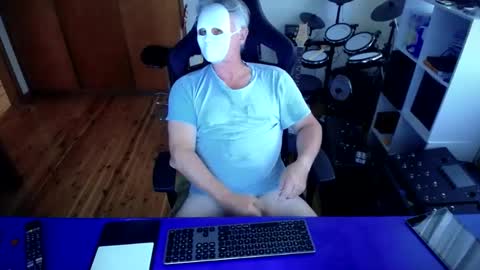 guesswhatigot2 online show from February 23, 1:13 am