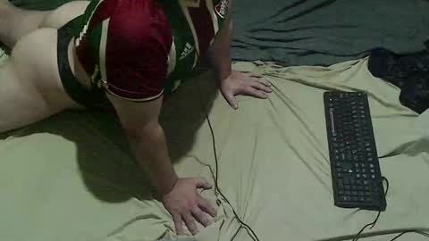 gugaboy2 online show from February 9, 6:50 am