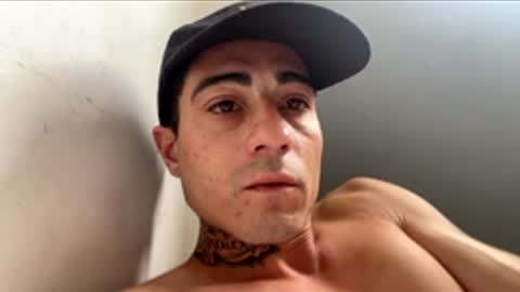 Snapshot of guiibrasil chatting on February 21, 5:25 pm guiibrasil online show from February 21, 5:25 pm