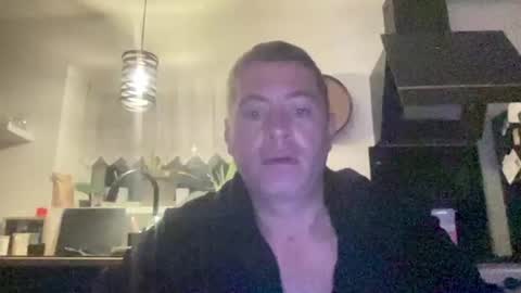 guil0 online show from September 20, 7:31 am
