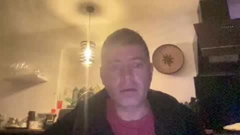 guil0 online show from October 16, 7:53 am