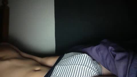 Snapshot of guiltypleasures0 chatting on March 26, 11:16 am guiltypleasures0 online show from March 26, 11:16 am