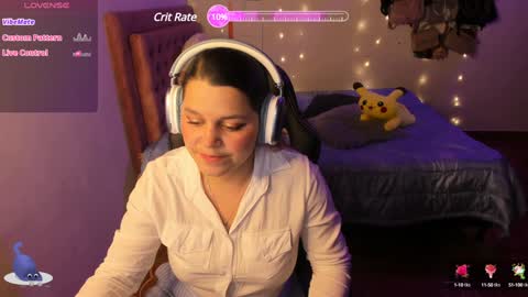 Hello Im Julieta Im 25 years old welcome to my room have fun and be happy. online show from January 19, 11:32 pm