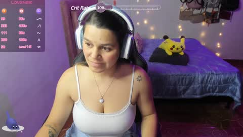 Hello Im Julieta Im 25 years old welcome to my room have fun and be happy. online show from February 1, 5:49 am