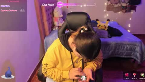 Hello Im Julieta Im 25 years old welcome to my room have fun and be happy. online show from February 13, 2:12 am