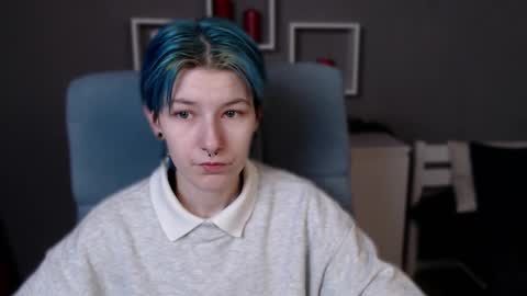 Snapshot of guitarandangell chatting on October 21, 6:36 am guitarandangell online show from October 21, 6:36 am