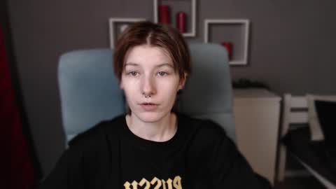 Snapshot of guitarandangell chatting on November 16, 4:51 am guitarandangell online show from November 16, 4:51 am