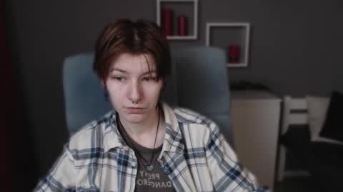 Snapshot of guitarandangell chatting on November 28, 8:06 am guitarandangell online show from November 28, 8:06 am