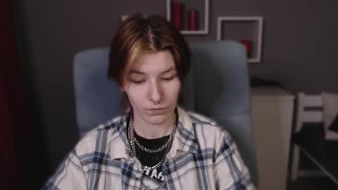 guitarandangell online show from January 12, 11:48 am