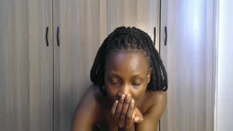 Miss Incredible online show from October 14, 12:50 pm