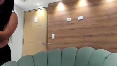 gummyluv online show from October 4, 10:57 am