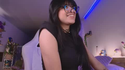    S                                    online show from June 5, 6:52 am