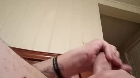 gundomx420 online show from November 3, 8:04 am