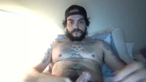 gunnerkills22 online show from December 17, 1:50 pm