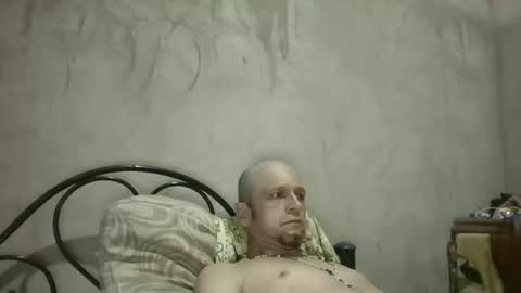 gus7894 online show from March 29, 4:56 am